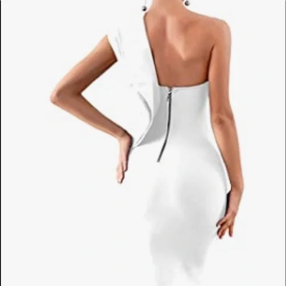 White ruffle fancy dress - Picture 2 of 3